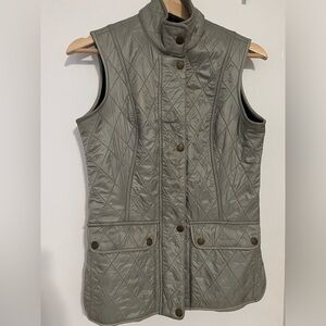 Barbour’s women vest. Size 4